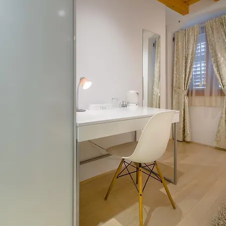 Apartment Valeria *