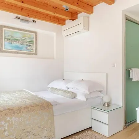 Apartment Valeria